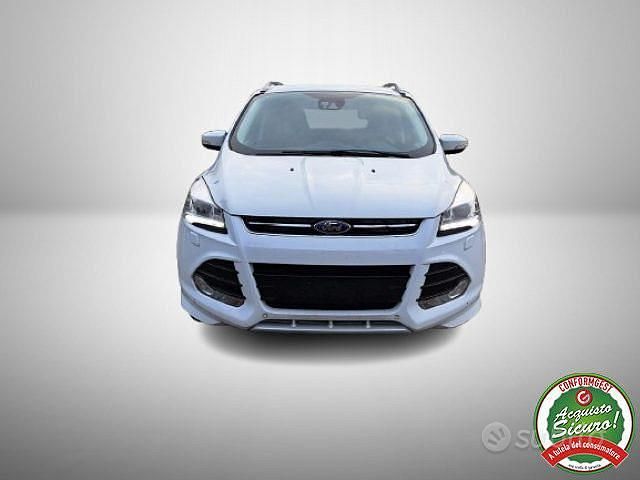 Usata Ford T 150 CV (110 kW) 2015 Bianco SUV