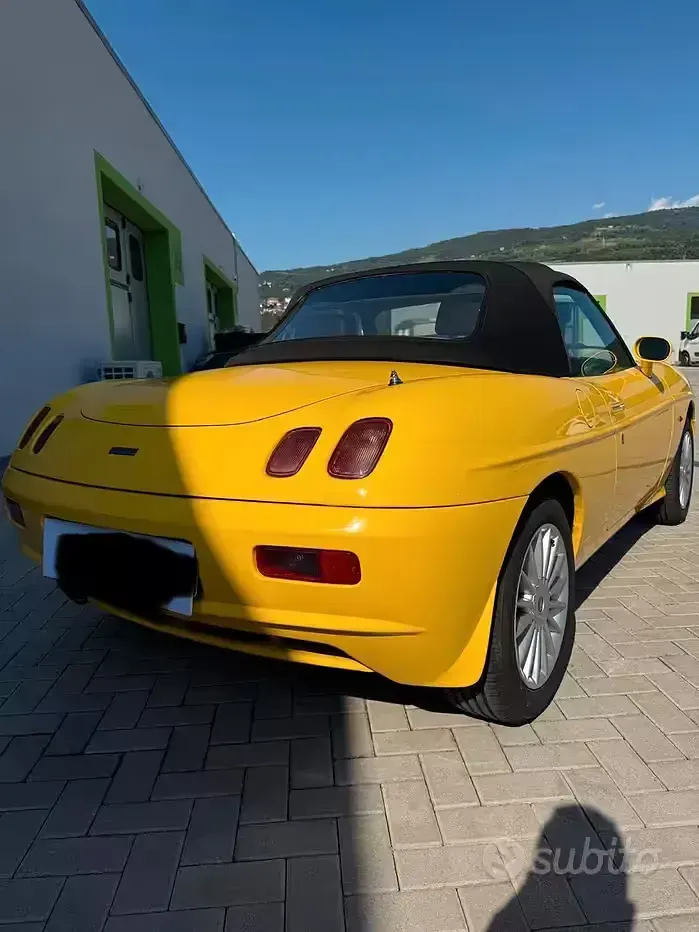Usata Fiat Barchetta 131 CV (96 kW) 2000 Giallo Cabrio