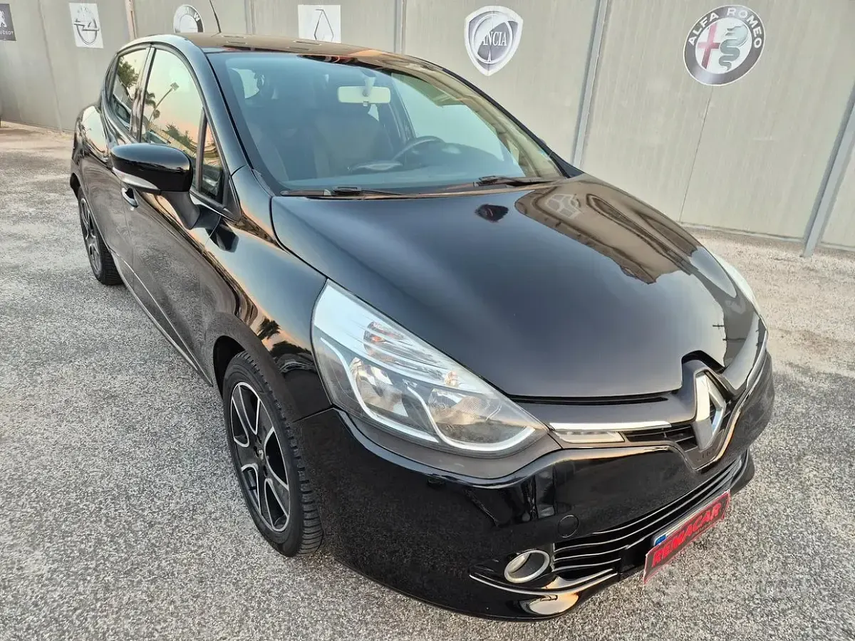 Usata Renault Clio IV 75 CV (55 kW) 2013 Nero Berlina