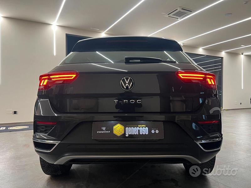 Usata VW T-Roc Sport 150 CV (110 kW) 2021 Grigio SUV