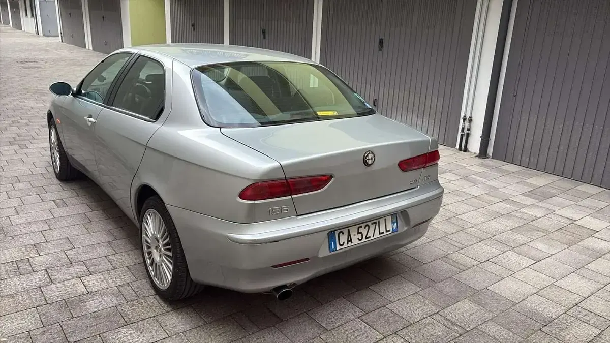 Usata Alfa Romeo 156 Progression 165 CV (121 kW) 2002 Grigio Berlina