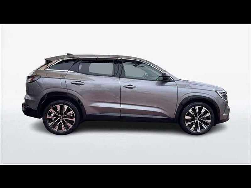 Usata Renault Austral Techno 200 CV (147 kW) 2023 Grigio scuro SUV