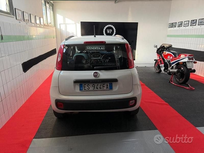 Usata Fiat Panda Lounge 75 CV (55 kW) 2013 Bianco Utilitaria
