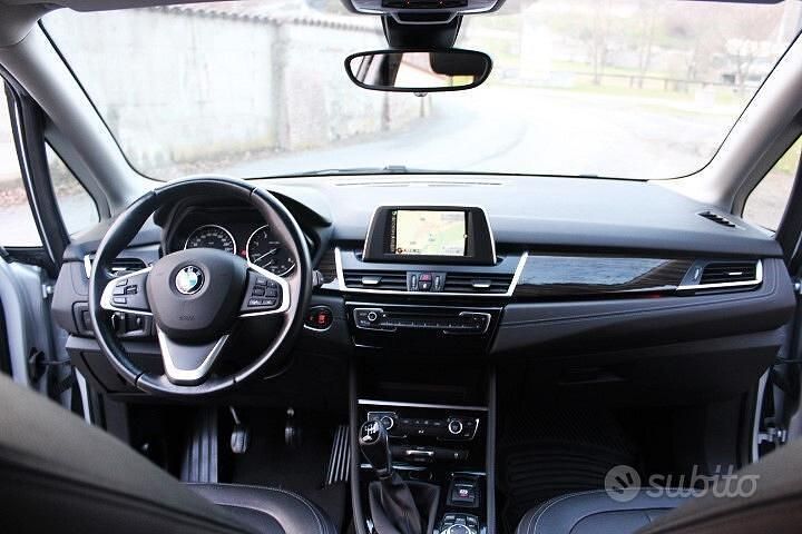 Usata BMW 216 Active Tourer Luxury Line 115 CV (84 kW) 2015 Grigio Monovolume