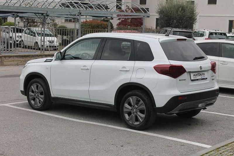 Usata Suzuki Vitara Cool 129 CV (94 kW) 2024 Bianco SUV