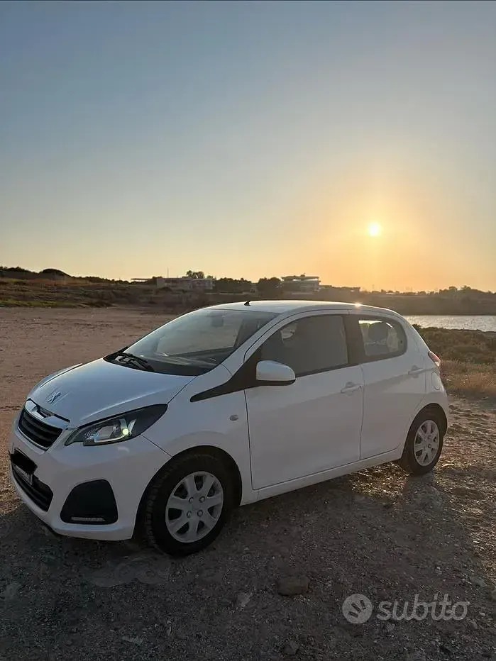 Usata Peugeot 108 69 CV (50 kW) 2015 Bianco Berlina