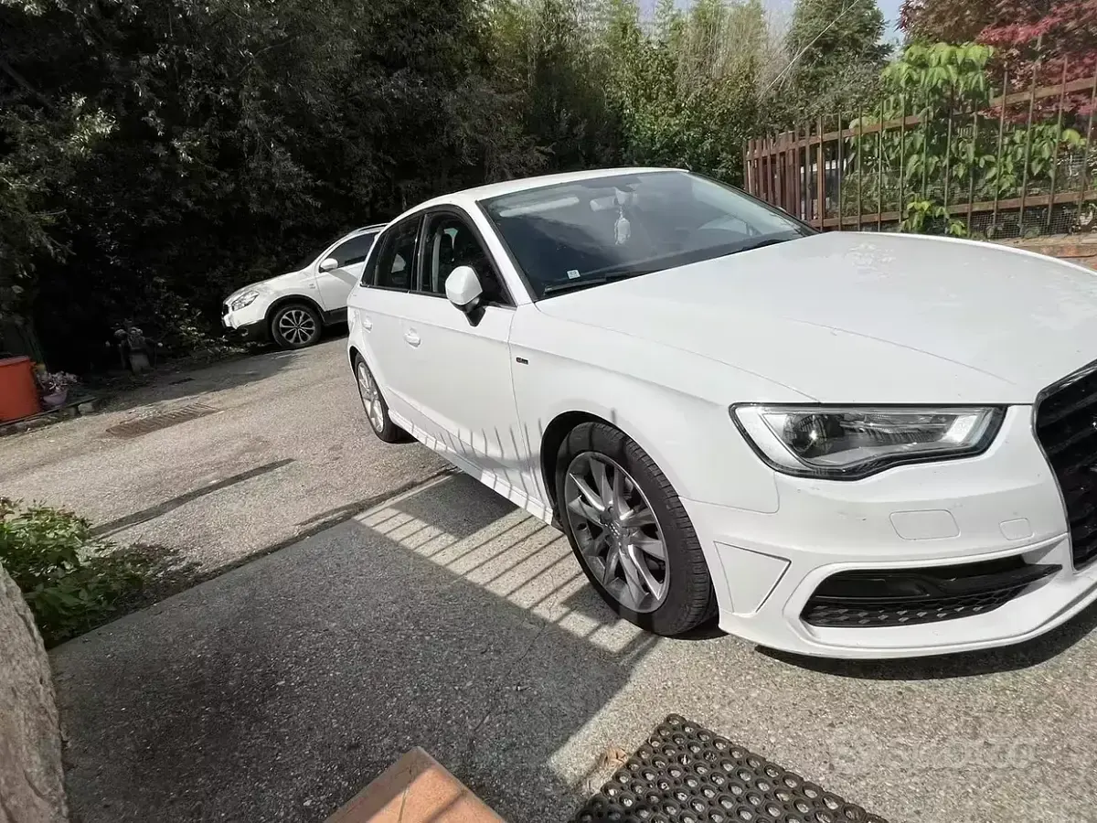Usata Audi A3 S-Line 110 CV (80 kW) 2016 Bianco Berlina