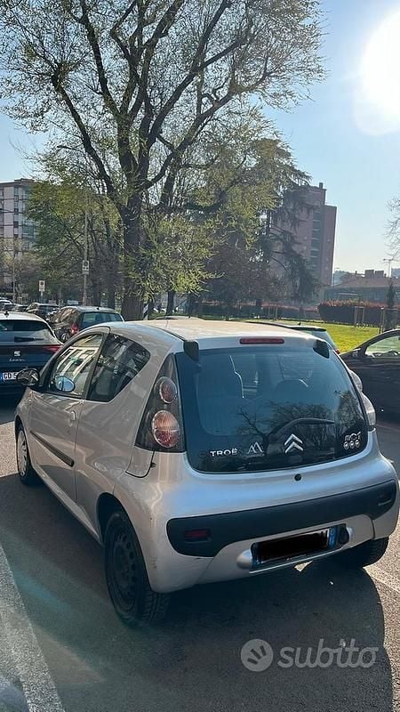 Usata Citroën C1 68 CV (50 kW) 2007 Grigio Utilitaria