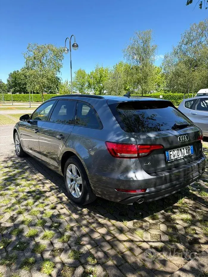 Usata Audi A4 Business 150 CV (110 kW) 2017 Grigio Station wagon