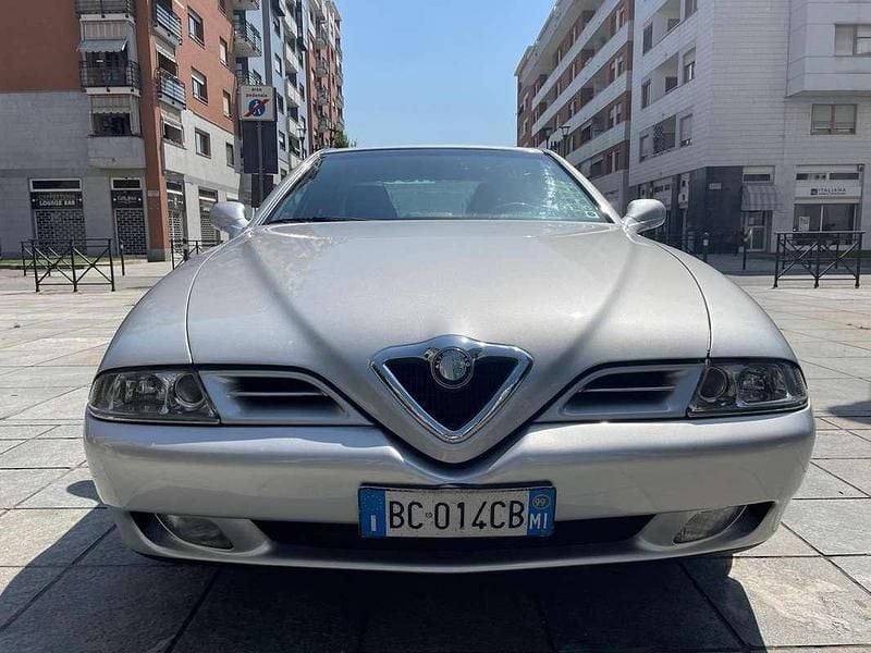 Usata Alfa Romeo 166 205 CV (150 kW) 1999 Grigio Berlina
