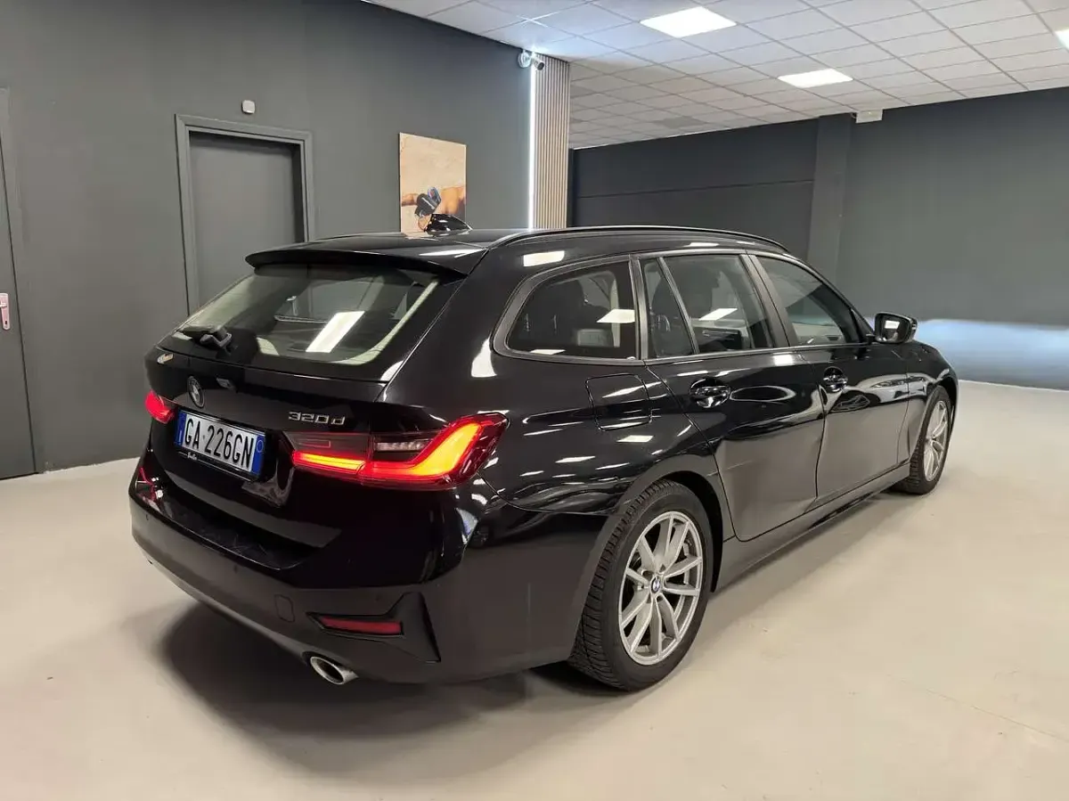 Usata BMW 320 Advantage 190 CV (139 kW) 2020 Other Station wagon