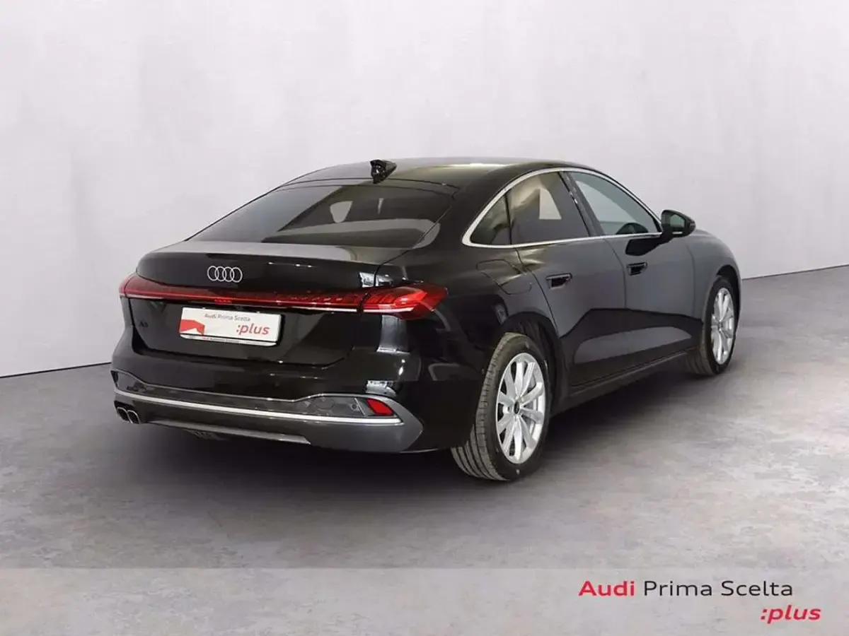 Gebraucht Audi A5 Business 204 PS (150 kW) 2025 Schwarz Limousine