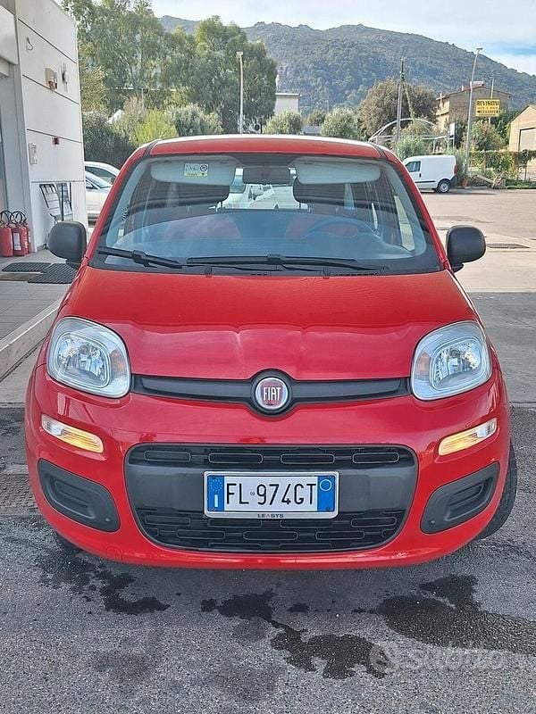Usata Fiat Panda Easy 69 CV (50 kW) 2017 Rosso Berlina