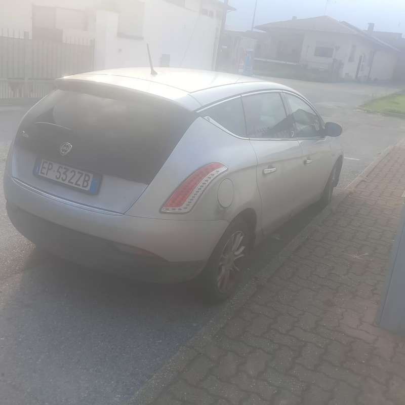 Usata 2013 Lancia Delta Gold Due volumi | 3500 € (Ottimo prezzo) - Immagine 1/3