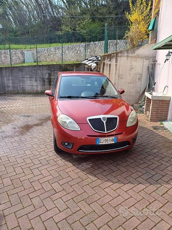 Usata Lancia Ypsilon 2007 Utilitaria