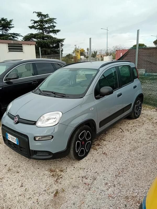 Usata Fiat Panda City Life 70 CV (51 kW) 2021 Grigio Utilitaria