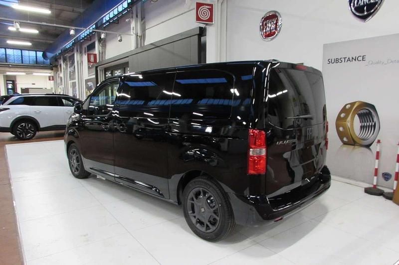 Nuova Fiat Ulysse 131 kW (179 CV) 2026 Nero Monovolume