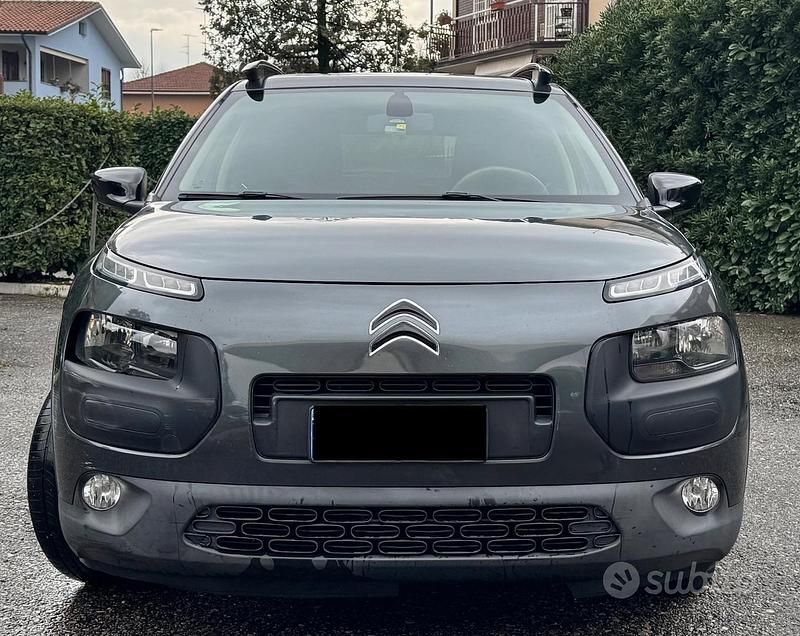 Occasion Citroën C4 Shine 82 ch (60 kW) 2016 Gris SUV
