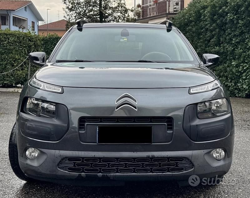 Usata Citroën C4 Shine 2016 Grigio SUV