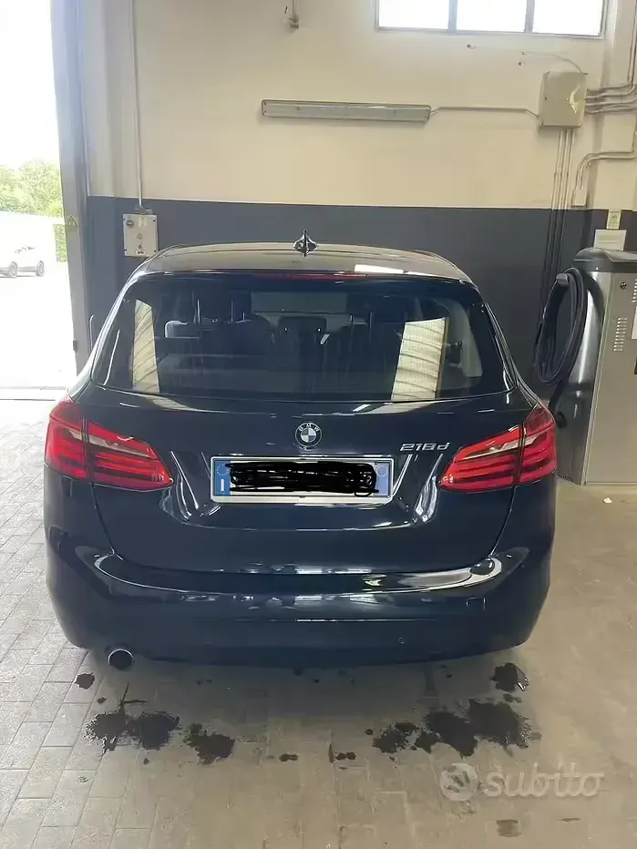 Usata BMW 218 150 CV (110 kW) 2016 Bluazzurro Station wagon