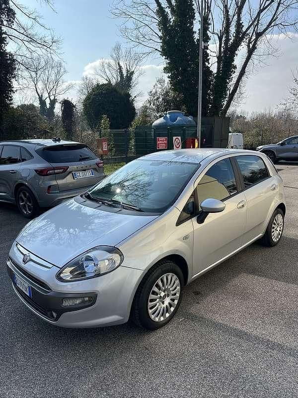 Usata Fiat Punto Evo Dynamic 77 CV (56 kW) 2011 Grigio Utilitaria