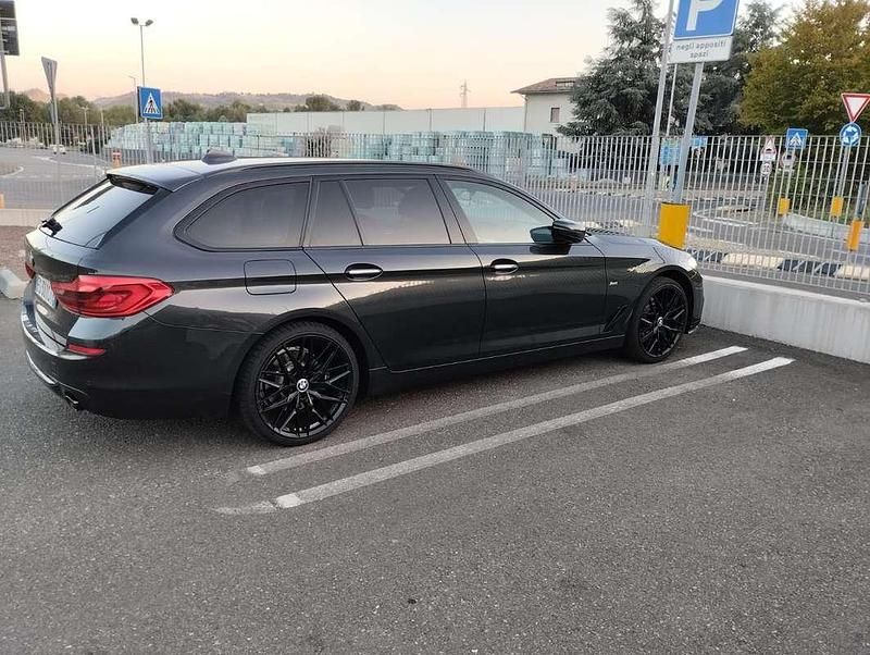 Usata BMW 520 190 CV (139 kW) 2018 Grigio Station wagon