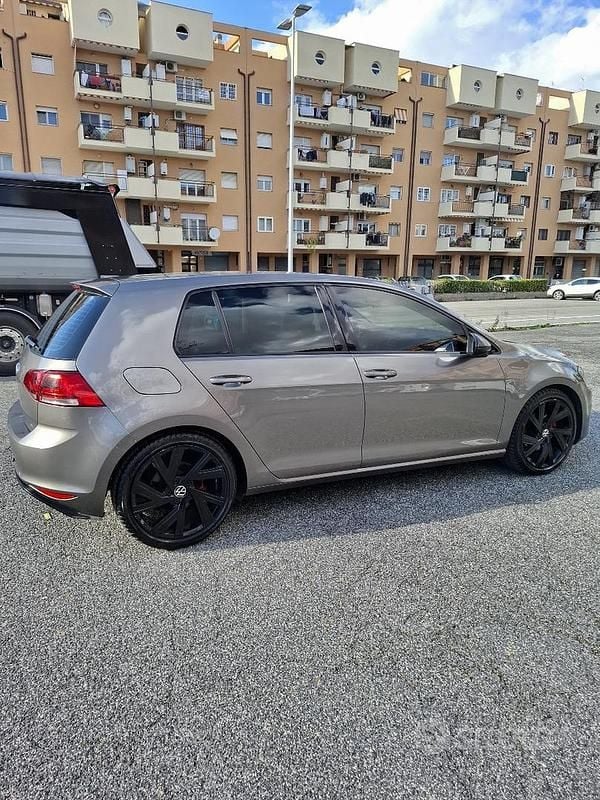 Usata VW Golf VII Highline 150 CV (110 kW) 2013 Grigio Berlina