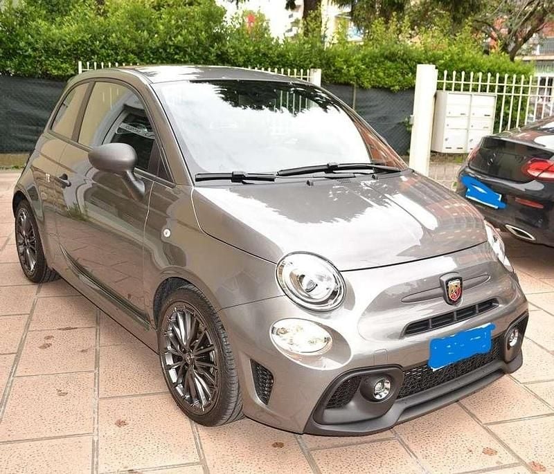 Usata Abarth 595 165 CV (121 kW) 2024 Grigio Utilitaria