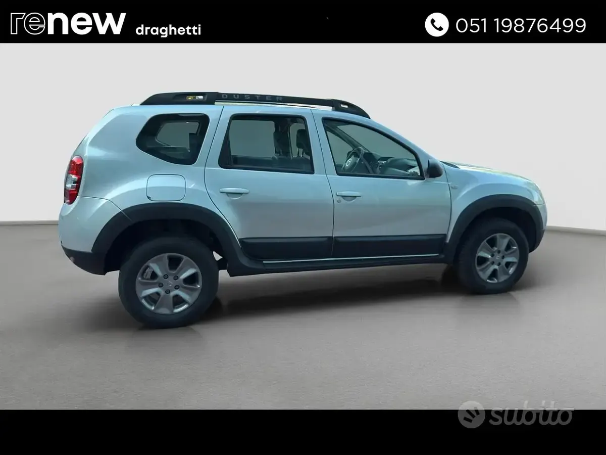 Usata Dacia Duster Lauréate 101 CV (74 kW) 2014 Grigio SUV