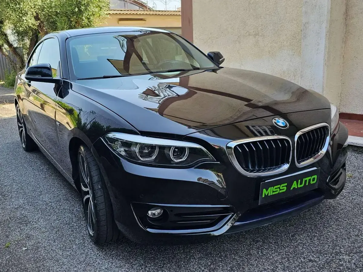 Usata BMW 220 Sport Line 184 CV (135 kW) 2018 Nero metallizzato Coupé