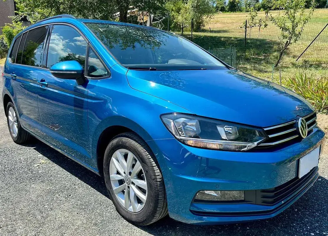 Usata VW Touran Executive 116 CV (85 kW) 2018 Blu/azzurro Monovolume