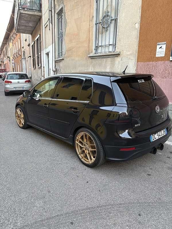 Usata 2007 VW Golf V GTI Tre volumi | 9900 € (Cara) - Immagine 1/4