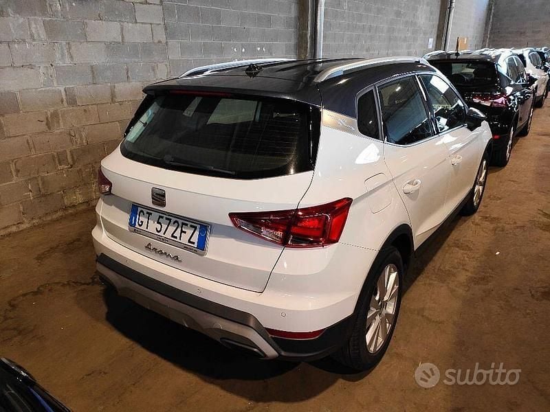 Usata Seat Arona Xperience 115 CV (84 kW) 2024 Bianco SUV