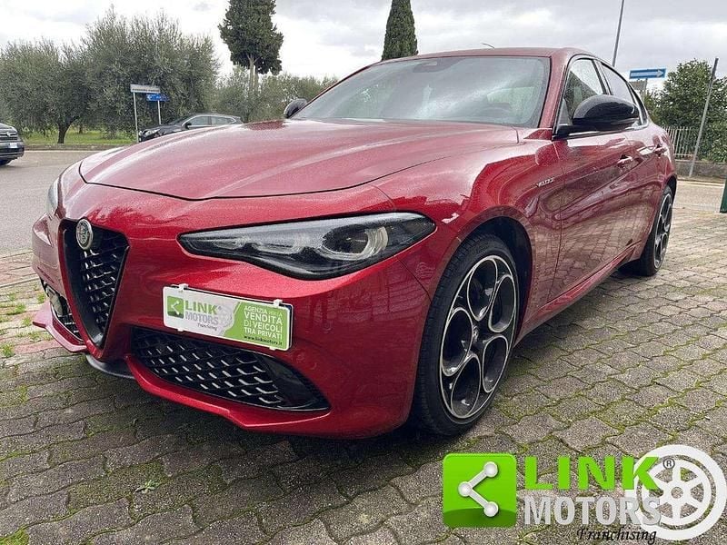 Rosso Usata 2023 Alfa Romeo Giulia Veloce Tre volumi | 41.700 € (Ottimo prezzo) - Immagine 1/4