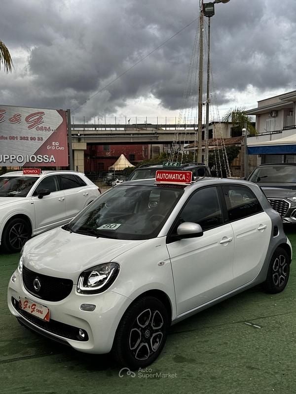 Bianco Usata 2018 Smart ForFour Prime Due volumi | 13.999 € (Buon prezzo) - Immagine 1/4