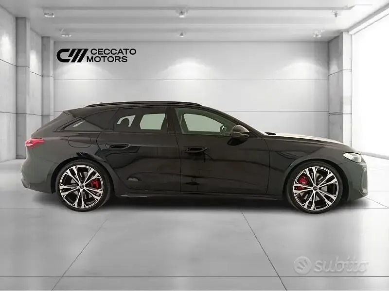 Usata Audi S5 Sport 367 CV (269 kW) 2025 Nero Station wagon
