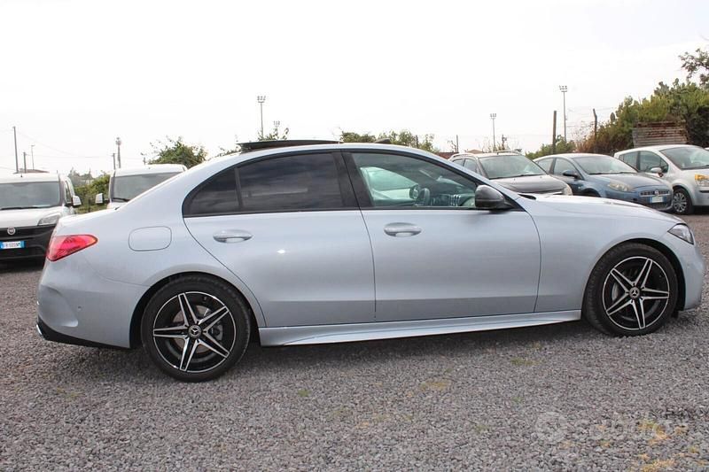 Usata Mercedes C220 AMG Line Premium Plus 200 CV (147 kW) 2024 Grigio Berlina