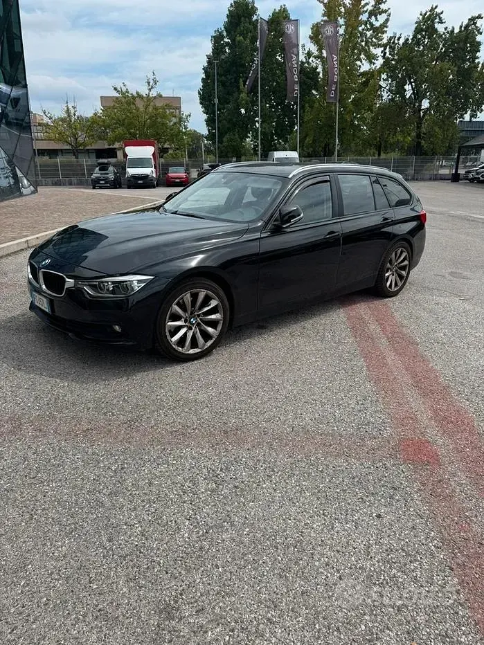 Usata BMW 320 200 CV (147 kW) 2016 Nero Station wagon