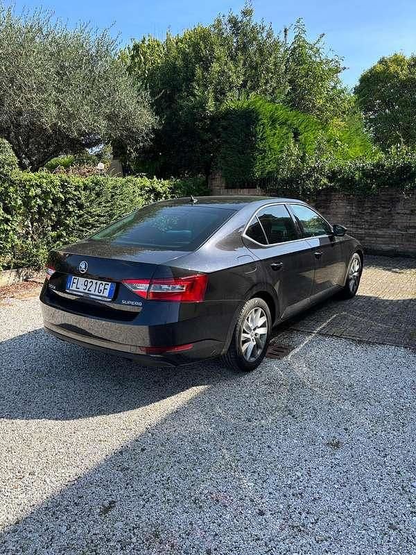 Usata Skoda Superb Ambition 120 CV (88 kW) 2017 Berlina