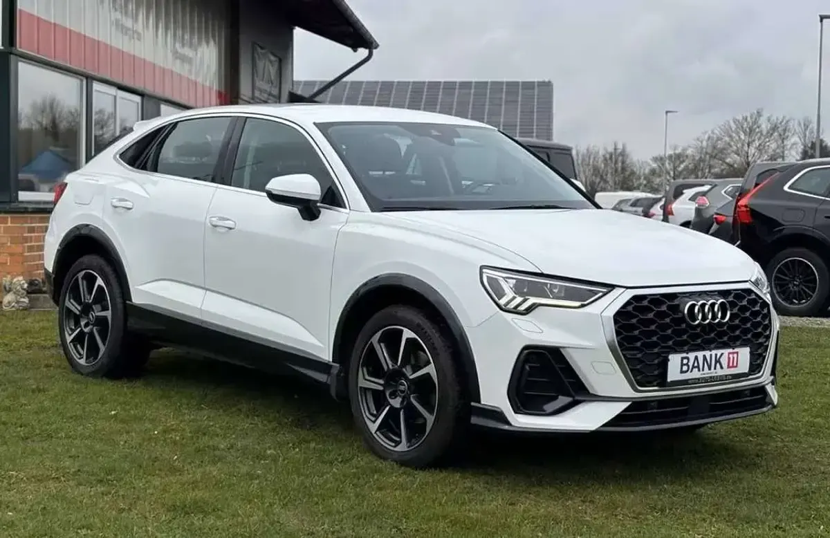 Usata Audi Q3 Sportback S-Line 150 CV (110 kW) 2023 Bianco SUV