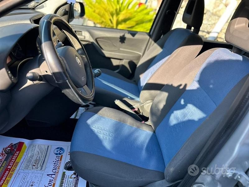 Usata Fiat Panda Dynamic 75 CV (55 kW) 2012 Grigio Utilitaria