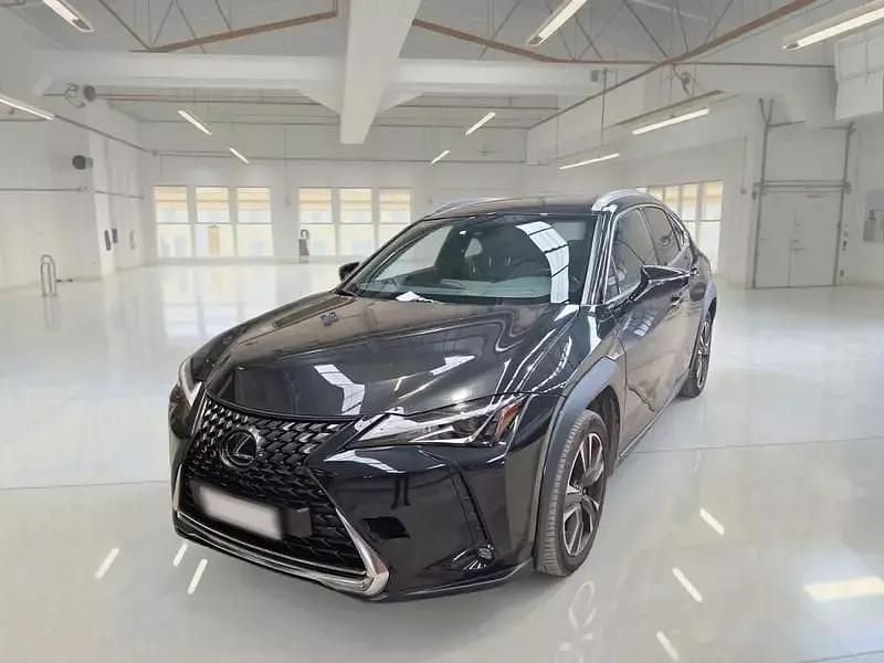 Nero Usata 2019 Lexus UX 250h Executive Line SUV | 18.950 € (Buon prezzo) - Immagine 1/4