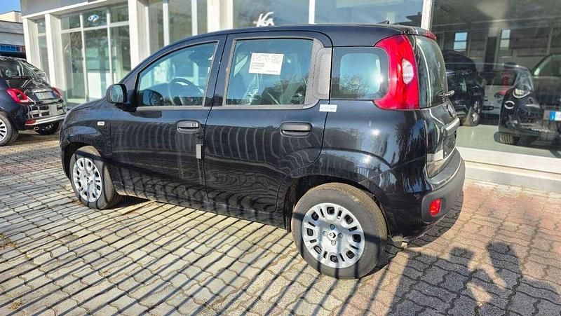 Nuova Fiat Panda S 70 CV (51 kW) 2025 Venom black Utilitaria