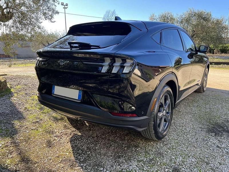 Usata Ford Mustang Mach-E Extended Range 100 kW (136 CV) 2021 Nero SUV