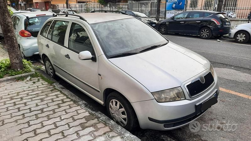 Usata Skoda Fabia 2001 Grigio Station wagon