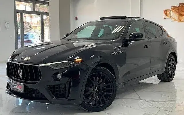Usata Maserati Levante 430 CV (316 kW) 2022 Nero SUV