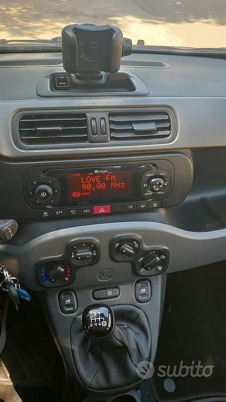Usata Fiat Panda 70 CV (51 kW) 2021 Grigio Utilitaria