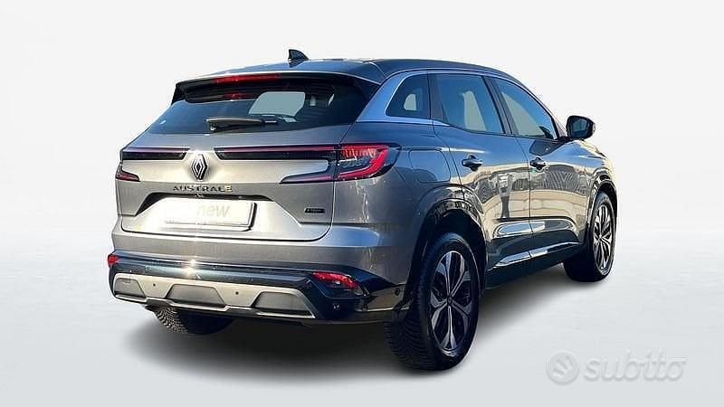 Usata Renault Austral Techno 200 CV (147 kW) 2023 Grigio scuro SUV