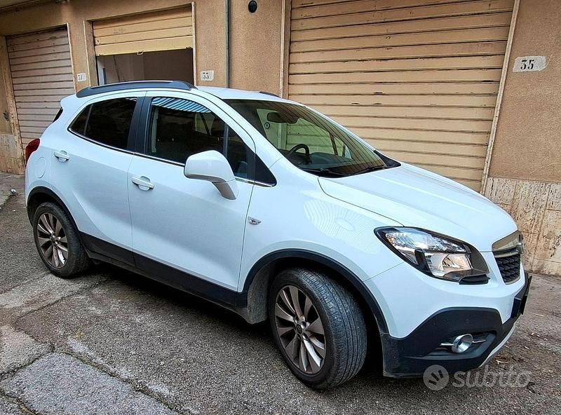 Usata Opel Mokka Cosmo 131 CV (96 kW) 2015 Bianco SUV
