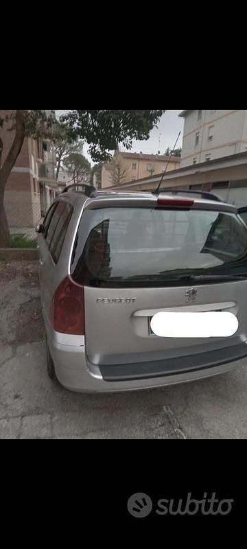 Usata Peugeot 307 90 CV (66 kW) 2004 Grigio Station wagon